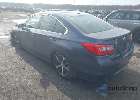 2015 Subaru Legacy 2.5I Limited из США, поврежденный, VIN 4S3BNAN62F3067624